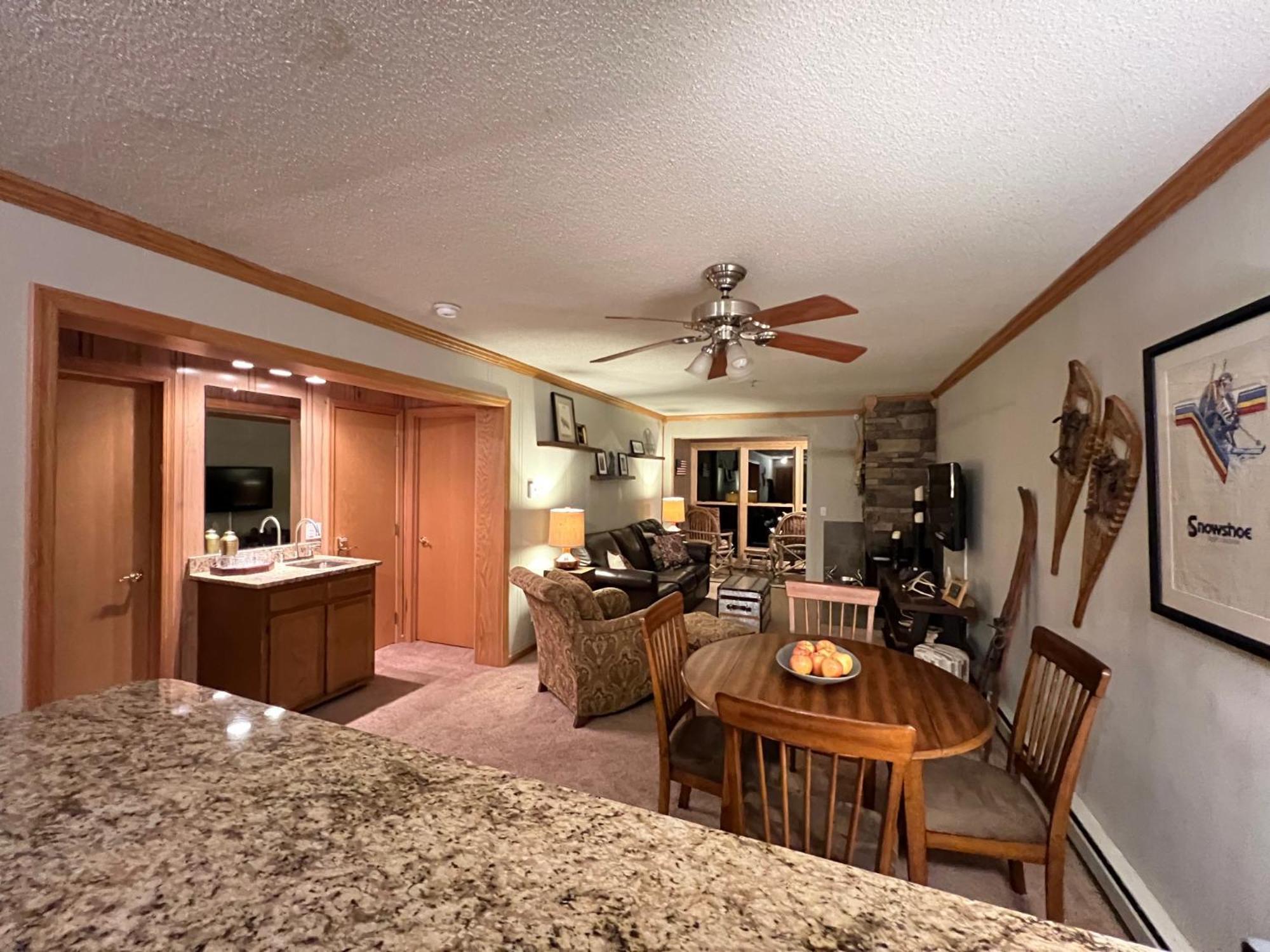 Snowcrest Condo Walking Distance To Slopes Snowshoe Exterior foto